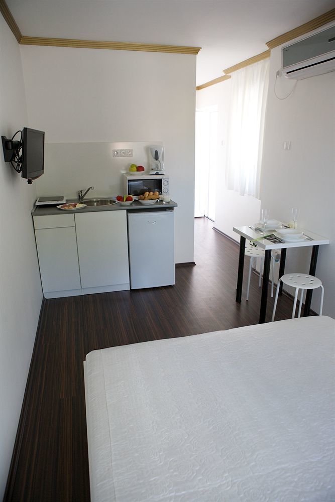 Sunset Apartments Hajduszoboszlo Ngoại thất bức ảnh